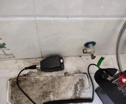 东丰屋顶漏水维修公司分享下卫生间漏水的危害及解决方法
